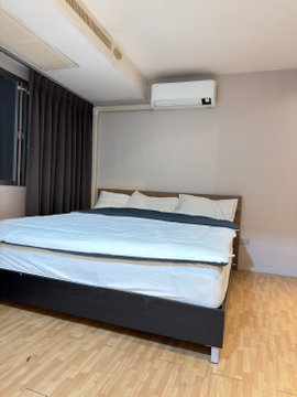 P-56628 Prime Wittayu-Ploenchit Location! 1 Bed 85 sq.m. Fully Furnished Wittayu Complex Near BTS Ploenchit Line@easythaihome 085-592-2897