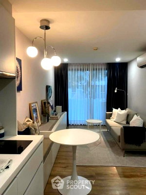 Condos for sale : 1-BR Condo For Sale At Socio Reference 61 Near BTS Thong Lor (ID 3214523)