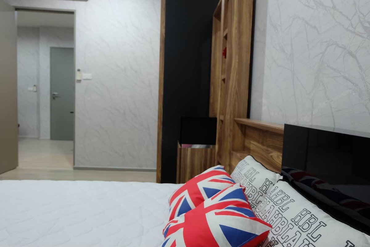 picture 🍀 For Rent Life Ratchadapisek 🍀 Add Line ID: @zcondo (with@) 🔥 C6198 - 5/7