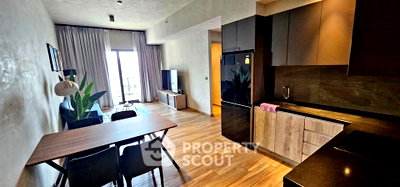 คอนโดให้เช่า : คอนโด 2 ห้องนอน The Lofts Asoke ใกล้ MRT เพชรบุรี 300 ม. (ID 2132688)