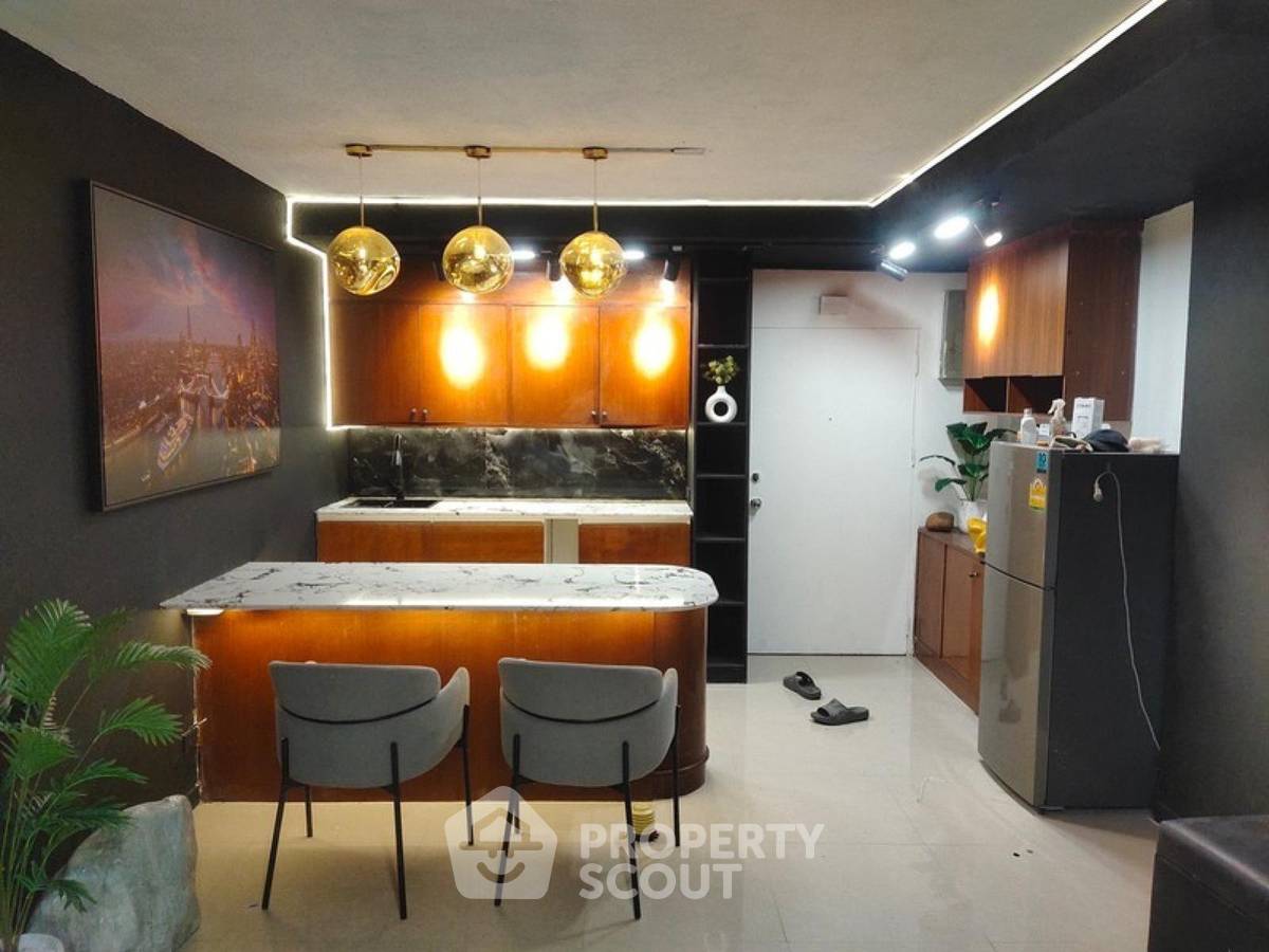 รูป คอนโด 2-ห้องนอน ที่ ศรีวรา แมนชั่น 2 ใกล้ MRT ศูนย์วัฒนธรรมแห่งประเทศไทย (ID 3214494) - รูปที่ 3/12