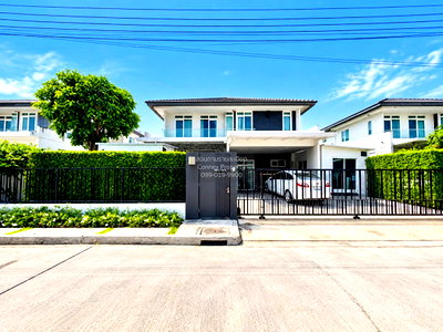 Houses for rent Bangkok : For Rent House , Mantana Onnut - Wongwaen 5 , wide frontage , Dok Mai , Prawet , Bangkok , CX-175402 ✅ Live chat with us ADD LINE @connexproperty ✅