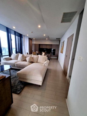 Condos for rent : 45th-Floor 3-BR 209 Sqm, Noble Ploenchit, 100m To BTS Phloen Chit (ID 2928852)