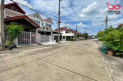 ขายทาวน์เฮาส์ 2 ชั้น 20 ตร.ว. ซอยรามอินทรา 65 หมู่บ้านเลิศอุบล ใกล้รถไฟฟ้าสายสีชมพู สถานีรามอินทรา กม.6