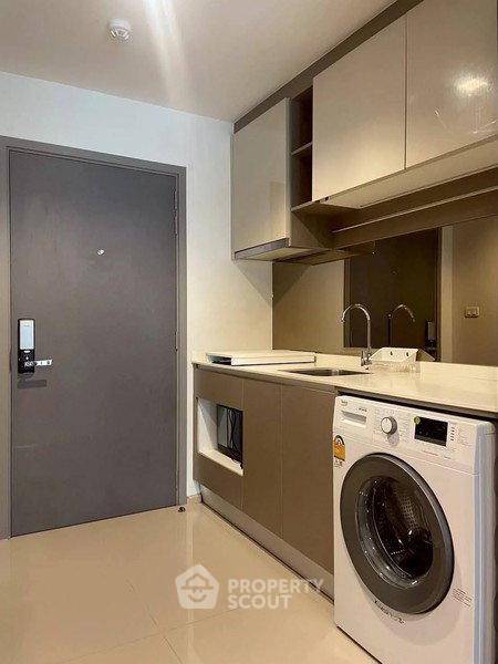 รูป ใกล้ BTS วงเวียนใหญ่ 200 เมตร | คอนโด 1 ห้องนอน Ideo Sathorn-Wongwian Yai (ID 2918564) - รูปที่ 2/5