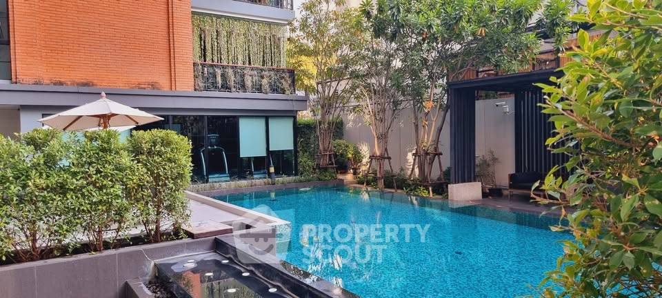 รูป ห่าง BTS ชิดลม เพียง 200 ม. | 2 ห้องนอน Na Vara Residence (ID 2121146) - รูปที่ 33/36