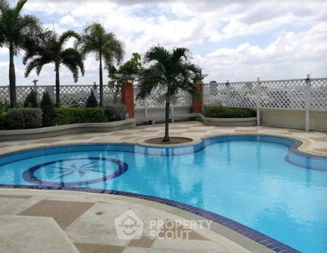 2-BR Sarin Place Condominium Near BTS Ratchayothin (ID 3085465)