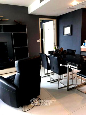 Condos for rent : 2-BR Condo At Manhattan Chidlom Near BTS Chit Lom (ID 2834884)
