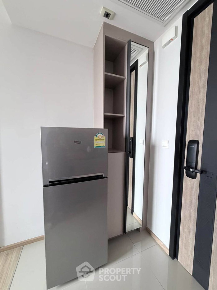 รูป คอนโดชั้น 20 ห้องนอน 1 ห้อง Oka Haus Sukhumvit 36 ใกล้ BTS ทองหล่อ (ID 3305861) - รูปที่ 6/7