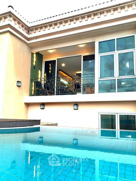 picture 2-BR At The Raffles Condominium Ladprao 42/1 Near MRT Ratchadaphisek (ID 2835660) - 7/8