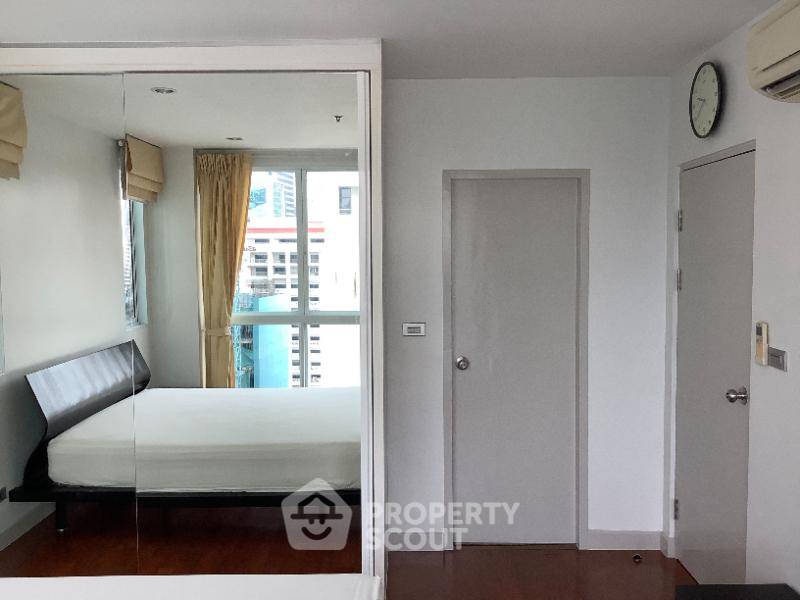 picture 1-BR Condo at Baan Siri Silom near BTS Surasak (ID 2835526) - 4/8