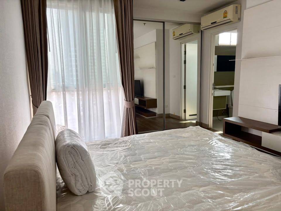 รูป คอนโด 2 ห้องนอน The Room Sathorn-Taksin ใกล้ BTS โพธิ์นิมิตร (ID 3139237) - รูปที่ 6/10