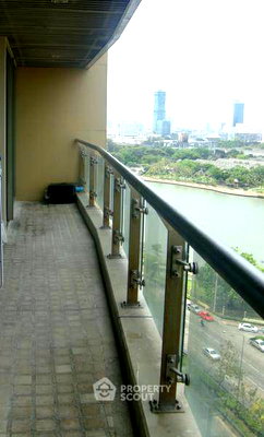 คอนโดให้เช่า : คอนโด 2-ห้องนอน ที่ เดอะ เลคส์ กรุงเทพ ใกล้ BTS อโศก (ID 2834433)