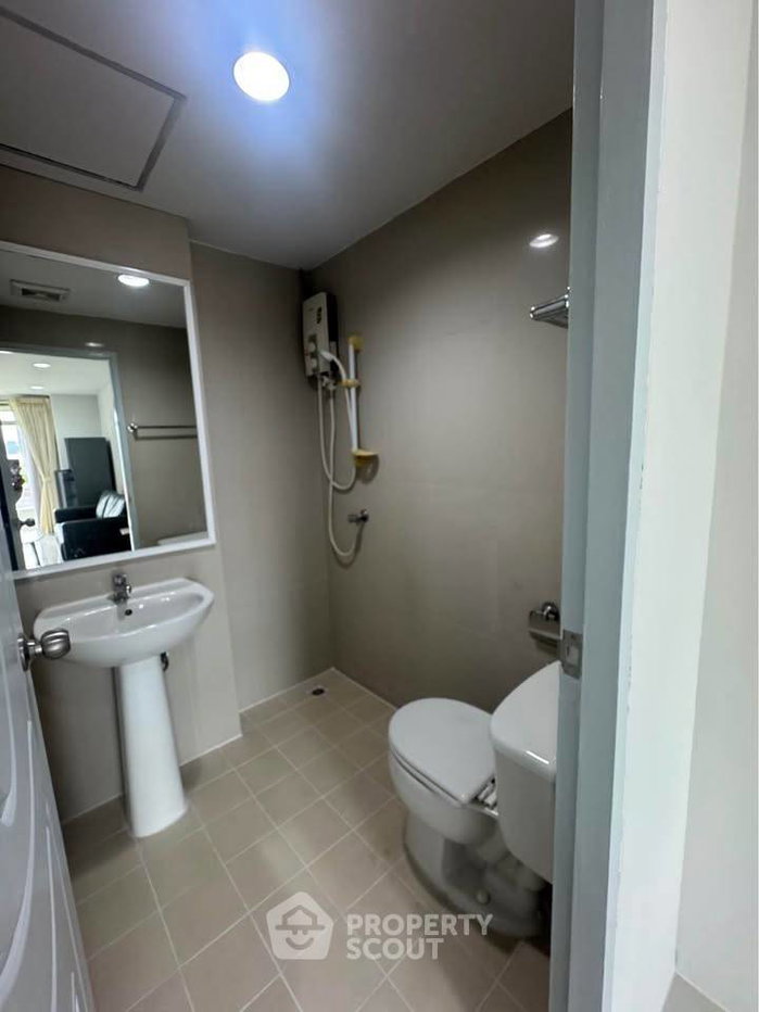 picture 2-BR Condo At S Condo Sukhumvit 50 Near BTS On Nut (ID 2952788) - 10/10