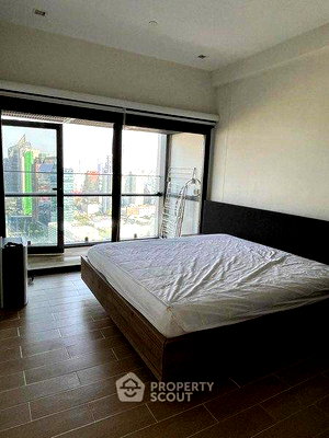 Condos for sale : 1-BR Condo at Circle Living Prototype New Petchburi near MRT Phetchaburi (ID 2918387)