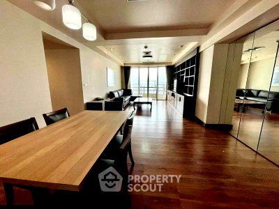 Condos for rent : 3-BR Condo at Rama Harbour View Condominium in Surasak (ID 3222674)