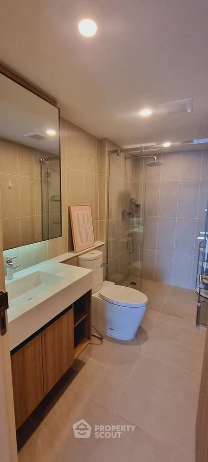 รูป ห่าง BTS ชิดลม เพียง 200 ม. | 2 ห้องนอน Na Vara Residence (ID 2121146) - รูปที่ 28/36