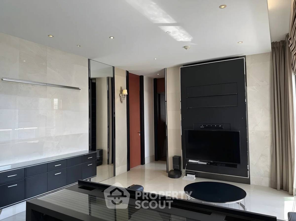 รูป ใกล้ BTS Saint Louis เพียง 200 ม. | คอนโด 2 ห้องนอน Ivy Sathorn 10 (ID 2883676) - รูปที่ 3/5