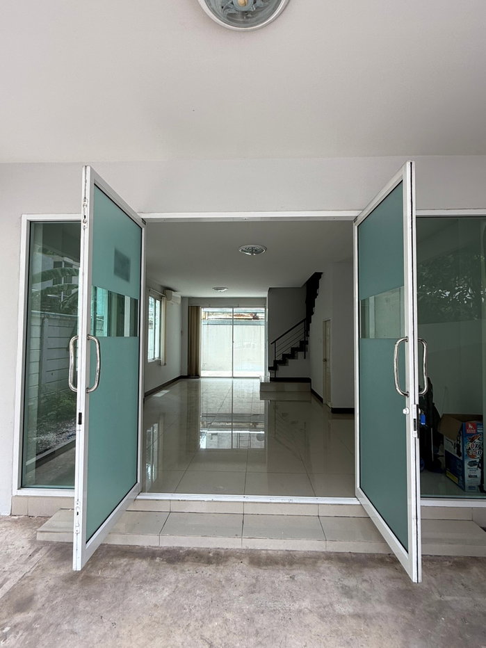 picture Near Suvannabhumi Airport Home Office for rent - 6/19