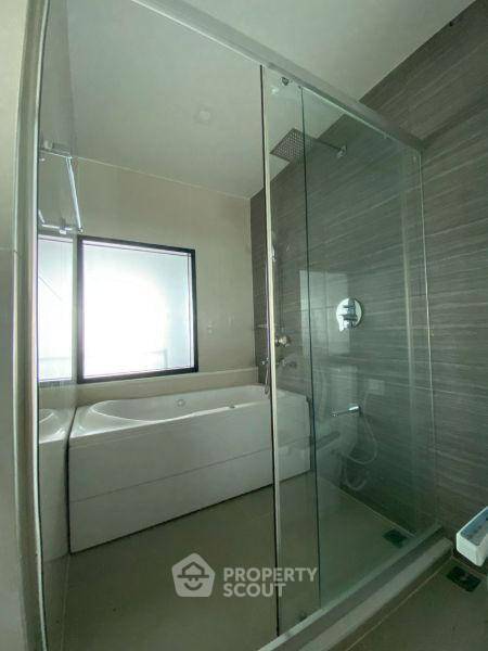 รูป คอนโด 1-ห้องนอน ที่ ไนท์บริดจ์ ดิ โอเชี่ยน ศรีราชา ใน สุรศักดิ์ (ID 2561670) - รูปที่ 9/12