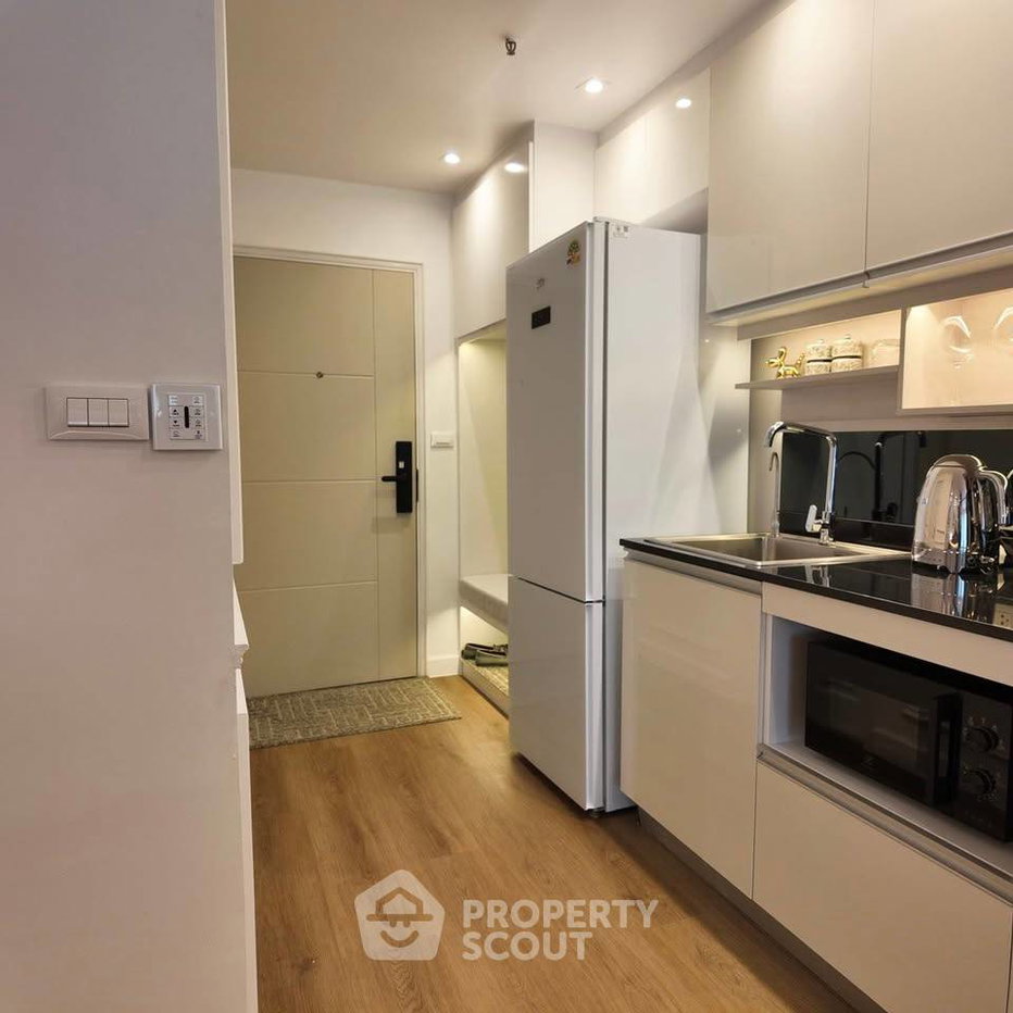 รูป ชั้น 22 คอนโดมิเนียม 1 ห้องนอน Sukhumvit Suite ขาย ใกล้ BTS Nana (ID 2514563) - รูปที่ 10/17