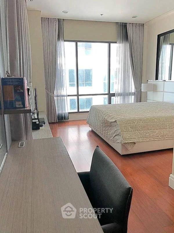 picture 3-BR Condo at Bright Sukhumvit 24 Condominium near BTS Phrom Phong (ID 2884027) - 2/8