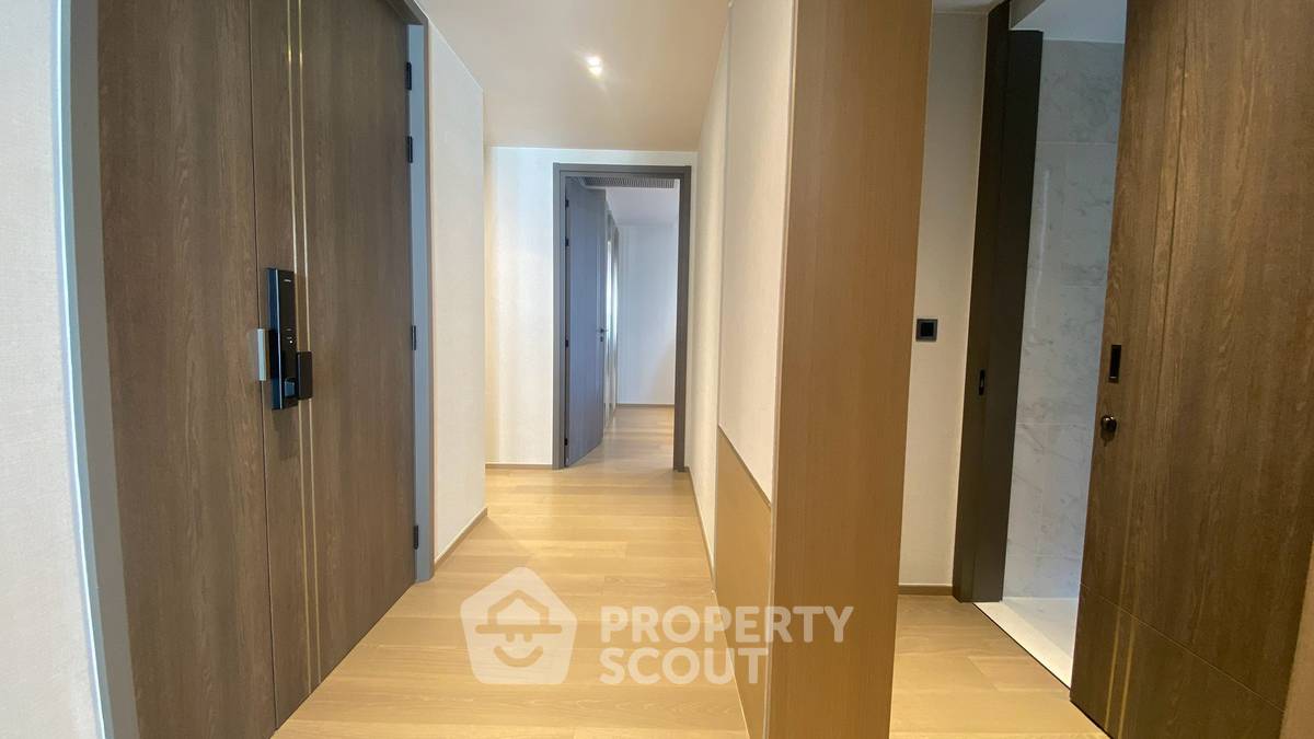 picture 2-BR Condo Tonson One Residence Near BTS Chit Lom (300m) (ID 3124766) - 3/15