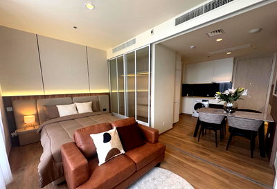 Condos for rent : Rent: Noble Form Thonglor. Beautiful unit in a prime location in the heart of Bangkok, near BTS Thonglor. Add Line ID: @841qqlnr.