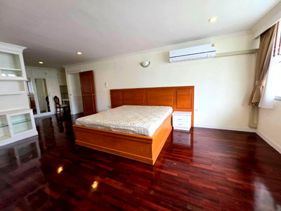คอนโดให้เช่า : คอนโดให้เช่า :  D.S. Tower 1 Sukhumvit 33( Phrom Phong)MK-02 line @livingbkk