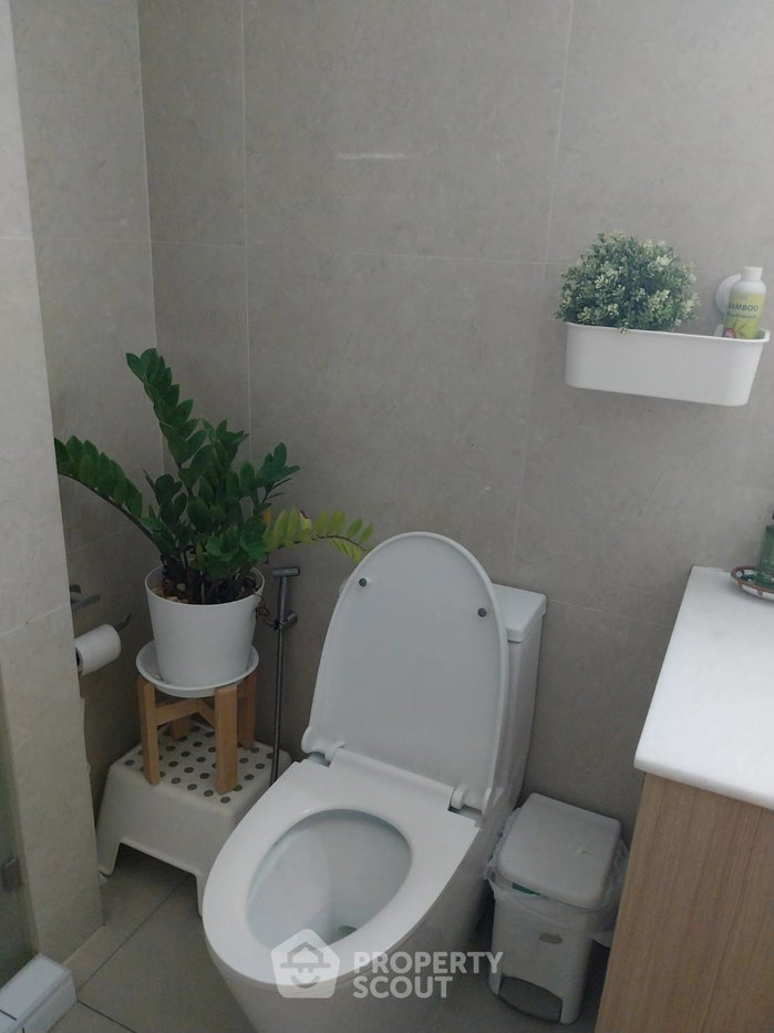 รูป คอนโด 2 ห้องนอน U Charoen Residence Town in Town ย่านวังทองหลาง (ID 3303918) - รูปที่ 7/9