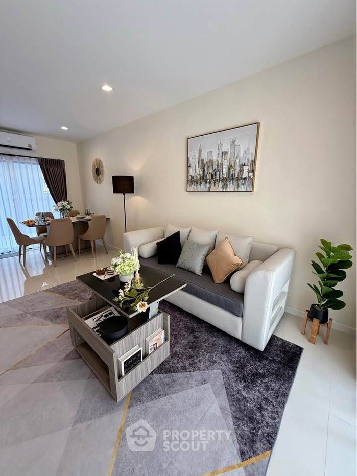 picture 3-BR Townhouse at Eigen Rama9 in Prawet (ID 3307048) - 8/30
