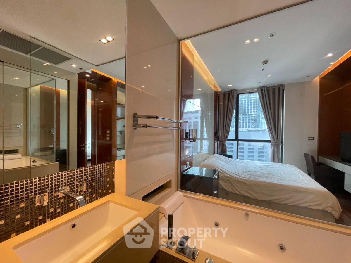 picture 1-BR Condo at The Address Sukhumvit 28 near BTS Phrom Phong (ID 2602679) - 7/13