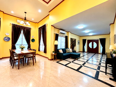 Houses for sale วิทยาลัยการอาชีพพระสมุทรเจดีย์ : For sale, 3-story detached house, Siam Niwet Village 1, Pracha Uthit-Khu Sang (M-10719)