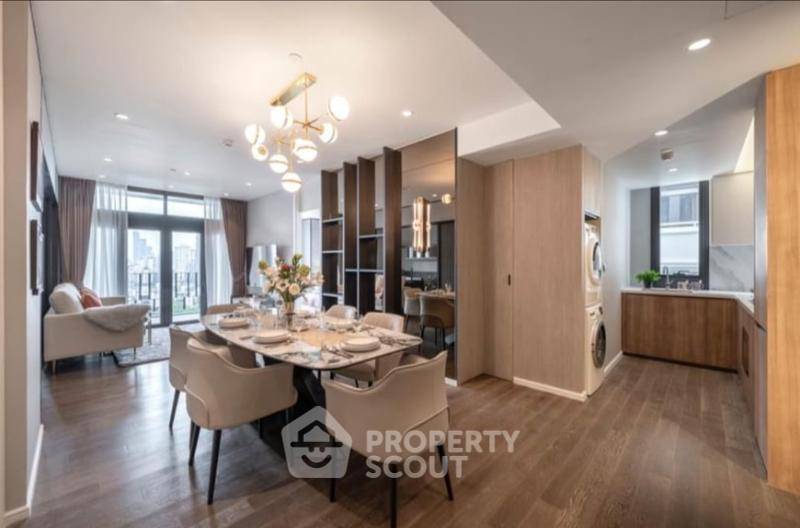 picture 2-BR Condo at Muniq Sukhumvit 23 near MRT Sukhumvit (ID 2834317) - 1/8