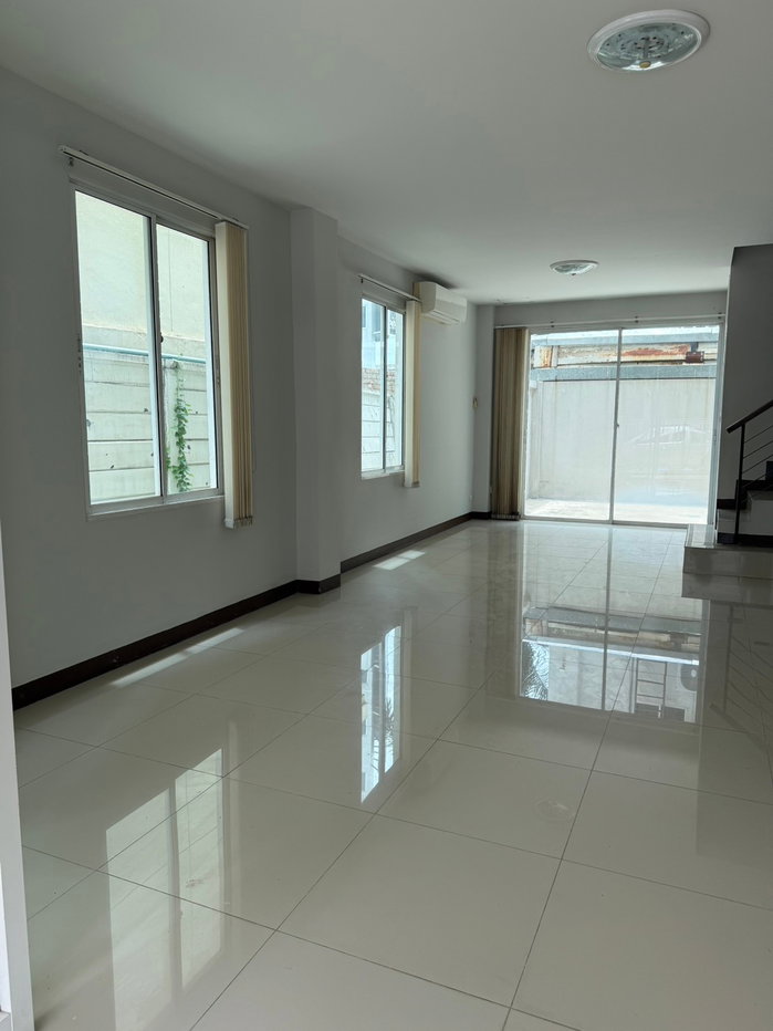 picture Near Suvannabhumi Airport Home Office for rent - 7/19