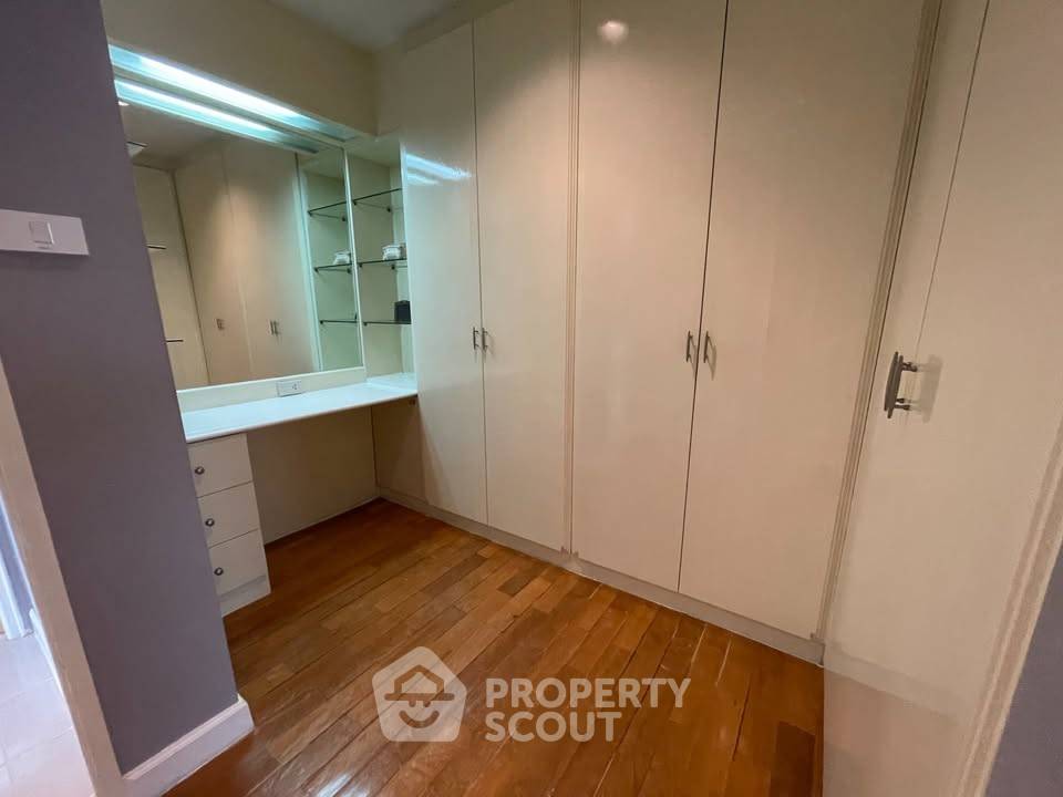 รูป 2 ห้องนอน ขนาด 142 ตร.ม. Supalai Place Sukhumvit 39 ใกล้ BTS พร้อมพงษ์ (ID 3135693) - รูปที่ 23/48