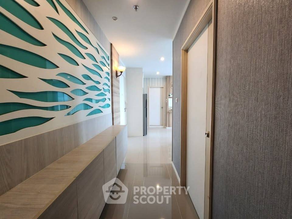 picture 16th-Floor 2-BR Condo At Lumpini Park Beach Jomtien (ID 2769435) - 8/18