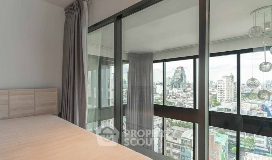 picture 2-BR Condo At The Lofts Silom Near BTS Surasak (ID 3293327) - 6/10