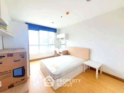 Condos for sale : 2-BR Condo at Life @ Phahol-Ari near BTS Saphan Khwai (ID 2436751)
