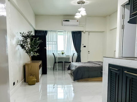 1 Bedroom Condo for Sale Keha Theppasit Pattaya Sea View