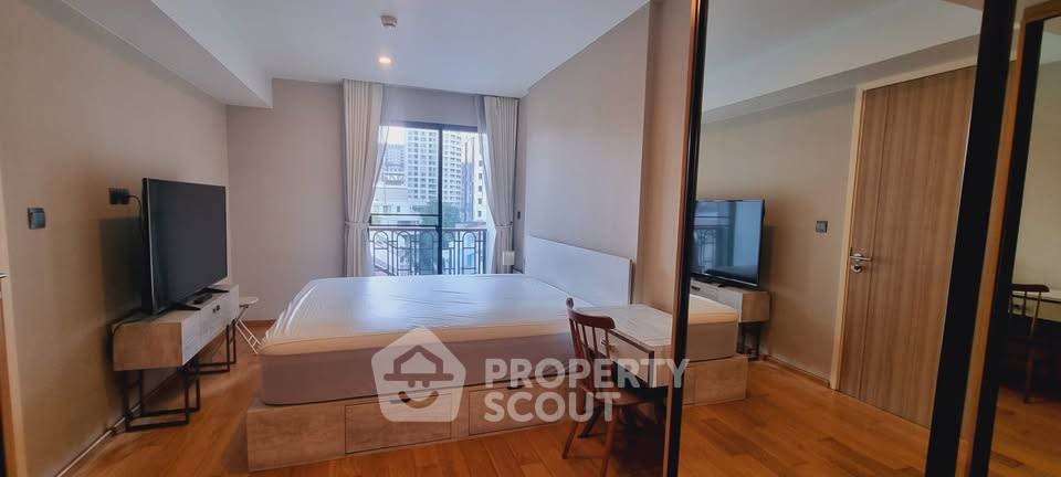 รูป ห่าง BTS ชิดลม เพียง 200 ม. | 2 ห้องนอน Na Vara Residence (ID 2121146) - รูปที่ 25/36