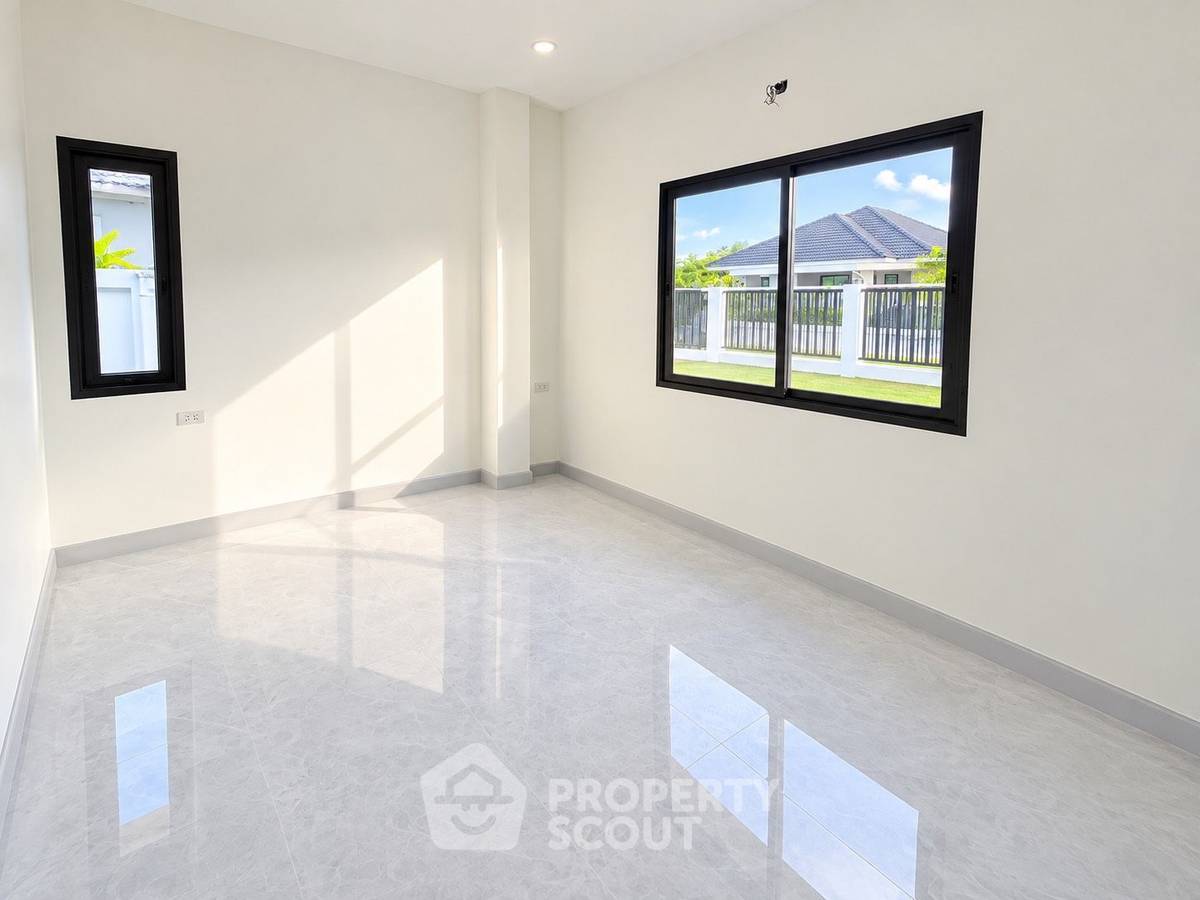 รูป บ้าน 3-ห้องนอน ใกล้ บ้านศิลปินหัวหิน (ID 3305862) - รูปที่ 7/14