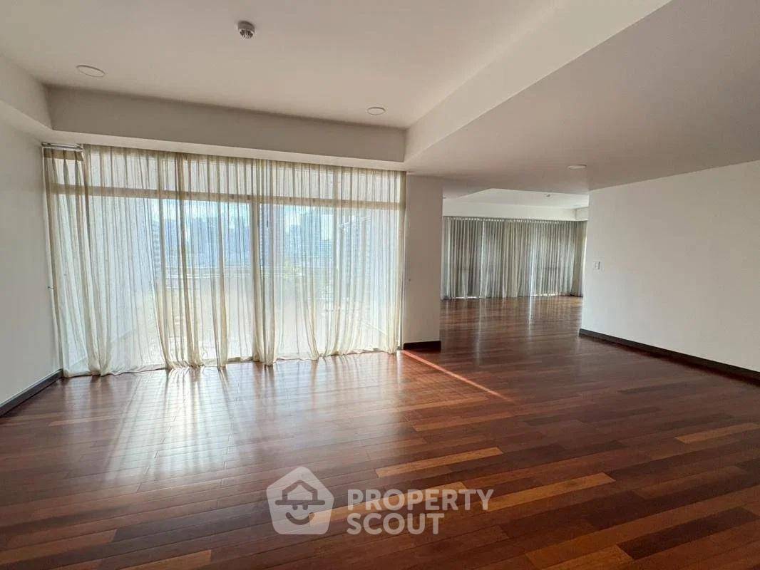 picture 3-BR Condo at La Cascade Condominium near BTS Ekkamai (ID 2884044) - 5/5