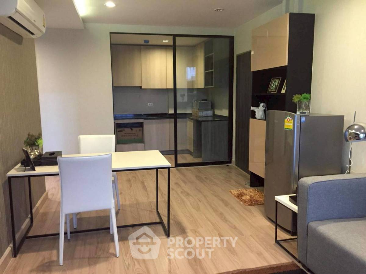 รูป คอนโด 2 ห้องนอน The Unique 19 ใกล้ MRT รัชดาภิเษก 300 เมตร (ID 2862346) - รูปที่ 4/6