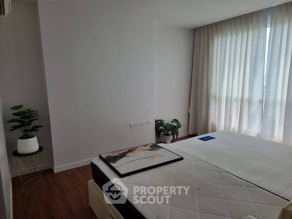 picture 2-BR Condo At The Room Sathorn-Taksin 300m From BTS Pho Nimit (ID 3179264) - 8/10