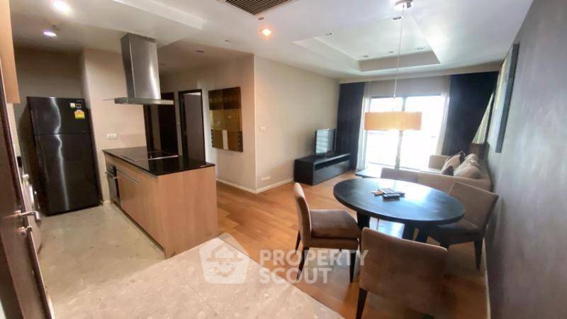 picture 15th-Floor 2-BR Condo At Sathorn Gardens Near MRT Silom (ID 2918294) - 4/6