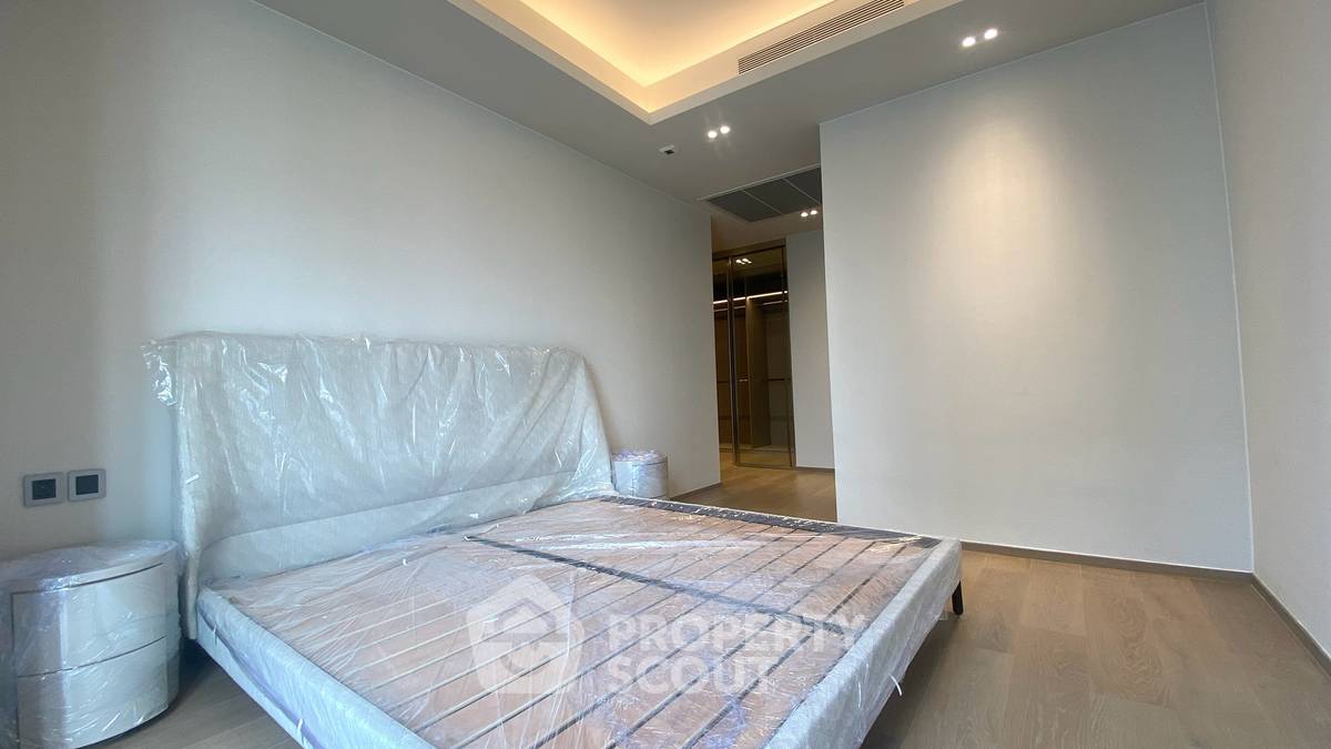 picture 2-BR Condo Tonson One Residence Near BTS Chit Lom (300m) (ID 3124766) - 10/15