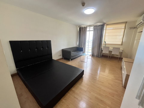 Condo for Rent Near BTS Onnnut 400 M.