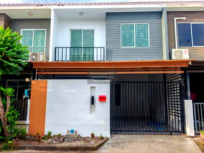 Townhouses for sale Bang Pu Industrial Estate (North) : For Sale Townhouse/Townhome  , The Color Phase 5 , Bang Phli Yai , Bang Phli , Samut Prakarn , CX-174408 ✅ Live chat with us ADD LINE @connexproperty ✅