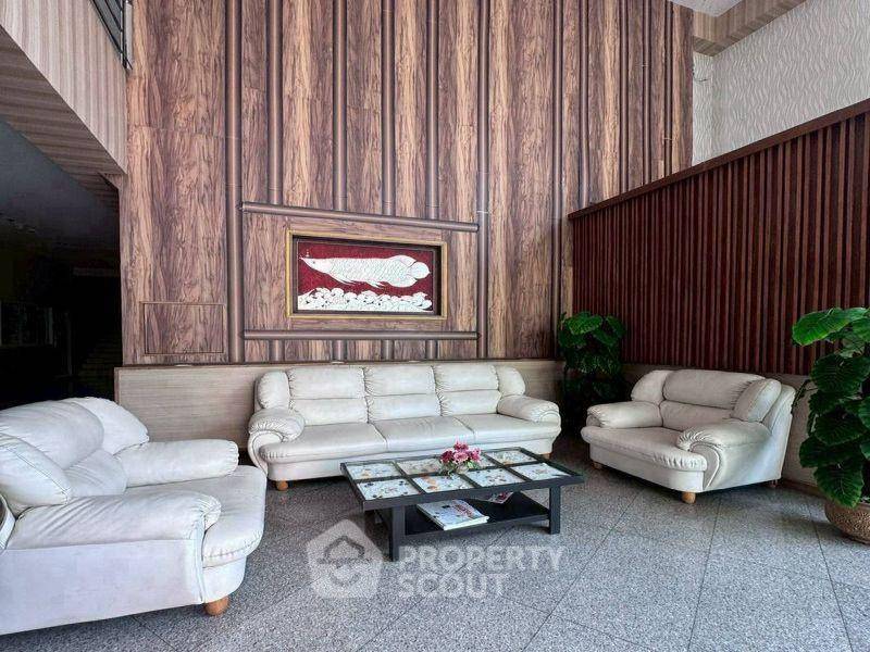 picture 1-BR Condo at Sriracha Condoview in Si Racha (ID 3270711) - 10/11